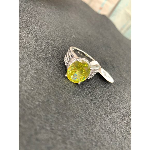 Yellow center stone Statement Ring,  9 Yellow Stone Ring   925 Stamp - Picture 7 of 8